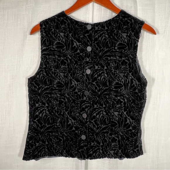 Merona Black Leaves Velour Textured Sleeveless Back Button Tank Top - Picture 4 of 5